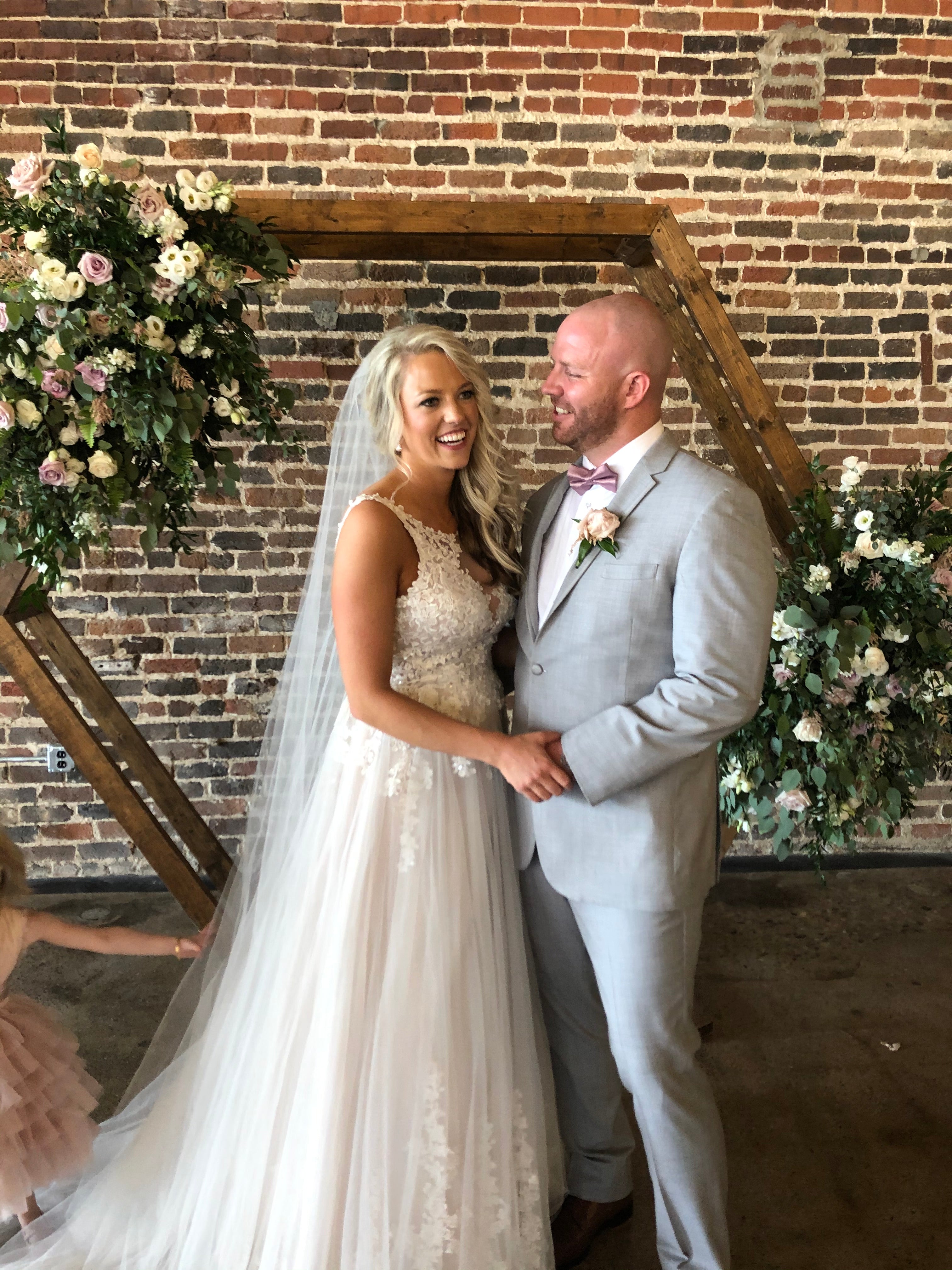 Real-Time Wedding Painter - Press Room Sunsphere